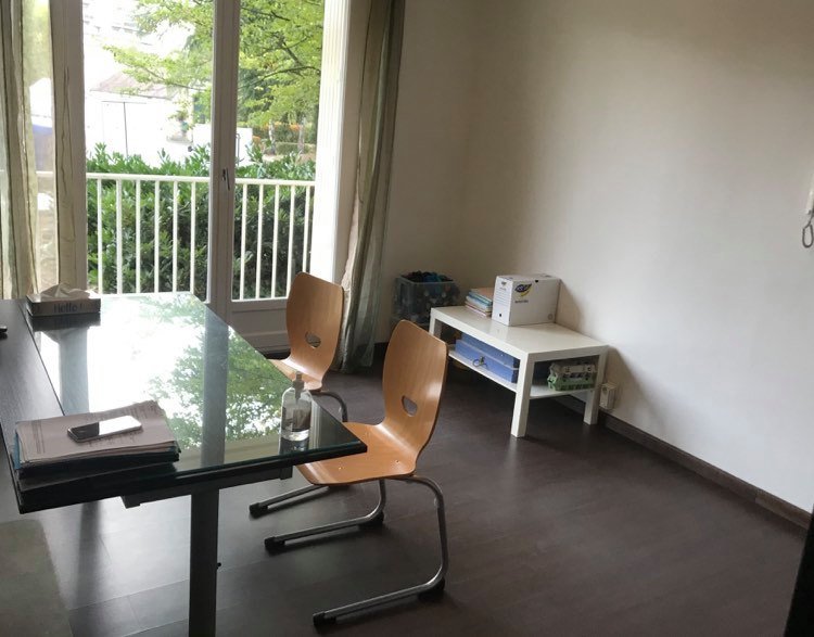 Bureau Bureau